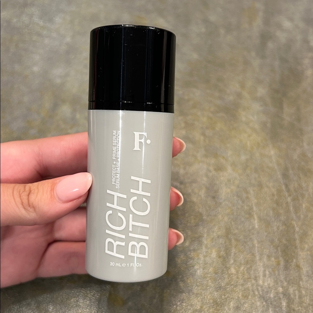 Freck Beauty RICH BITCH SERUM PROTECT + PRIME SERUM - Picture 3 of 5